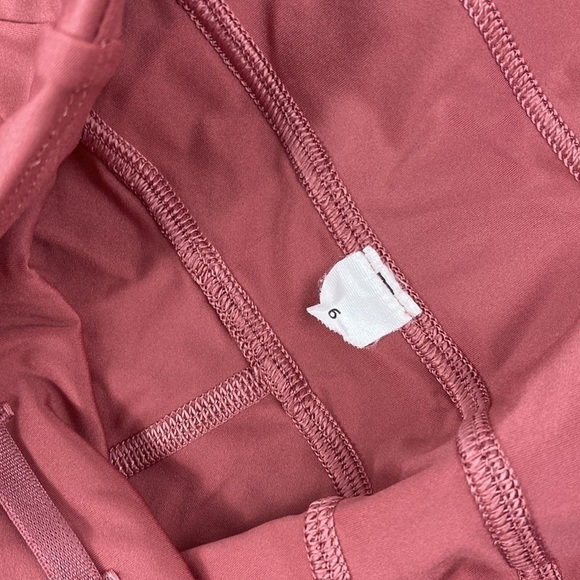 Lululemon Fast and Free High Rise Crop 21" Elite Cherry Tint - Picture 6 of 8